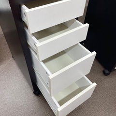 IKEA4段ワゴンラック①の画像