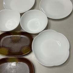 お皿7点セットの画像