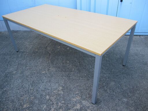 会議テーブル　木目チーク　配線ボックス付き　1800ｘ900ｘ700