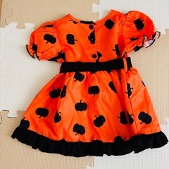 ベビー服　かぼちゃ柄ワンピース　の画像