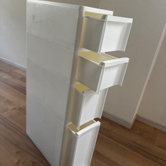 隙間にピッタリ　引き出しの画像