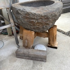 【お譲り先決定】石臼　餅つき　土台付き　餅つき　メダカ　金魚　の画像
