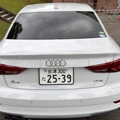 A3セダン　白の画像