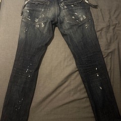  DSQUARED2デニムパンツサイズ46
の画像