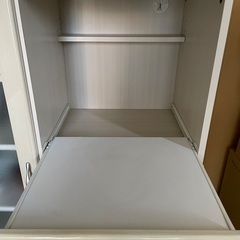 食器棚 キッチンボードの画像