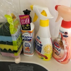 収納や掃除グッズまとめの画像