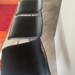 中古　カウンターチェア 3脚セット 昇降式　ジャンク
品 の画像