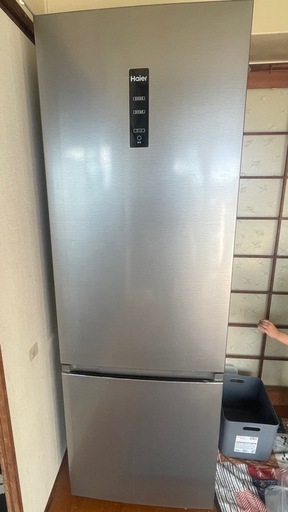 Haier 326L 2ドア　ノンフロン冷凍冷蔵庫　JR-NF326A  2021年製