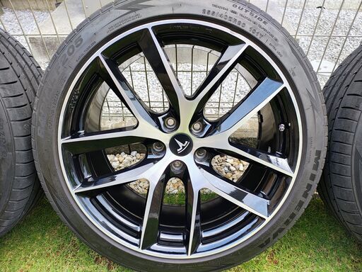 テスラモデルYMAK VOLTAGE FF ホイール20インチ255/40R20