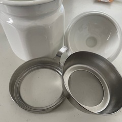 ニトリ　ホーローオイルポットの画像