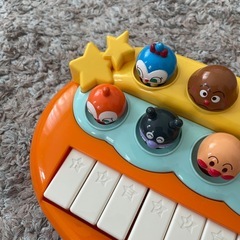 【美品】ベビラボ　アンパンマン　おそらでコンサート　ピアノの画像