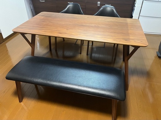 【決定しました】☆再値下げ☆ ダイニングテーブルセット　ウォルナット