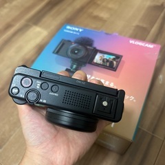 SONY ZV-1M2 シューティンググリップキット　+ バッテリー　+ sdカードの画像