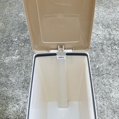 45リットル ゴミ箱の画像
