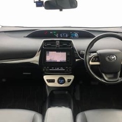 プリウス 　Ｓ　ツーリングセレクション 革シートの画像