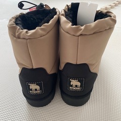 新品　スノーブーツ　Mサイズ　の画像