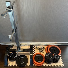 ベンチプレス、トレーニングベンチ、トーレーニングセットの画像