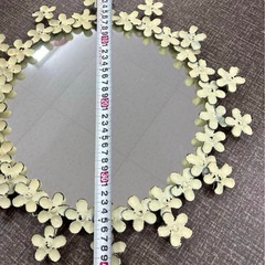 フラワー円型ミラーの画像