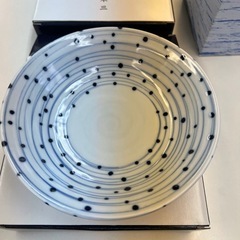 グラスとお皿未使用品の画像