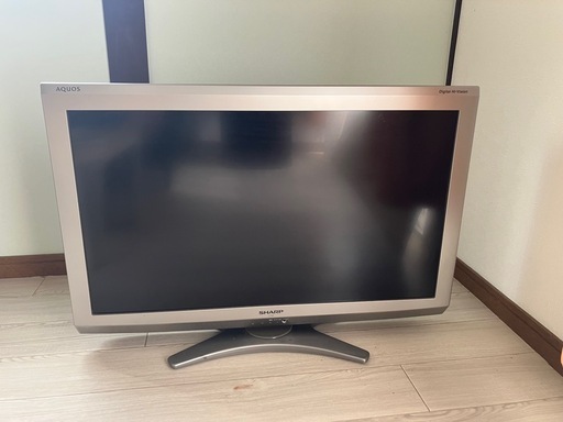 SHARP AQUOS 32インチ (lumiere88) 北山のテレビ《液晶テレビ