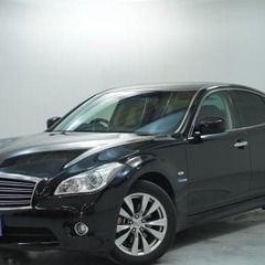 中古車販売店の画像