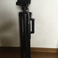 カメラ　三脚　　Tripod.  Raiser. VCー3190  未使用の画像