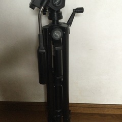 カメラ　三脚　　Tripod.  Raiser. VCー3190  未使用の画像