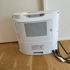 シャープ 加湿セラミックファンヒーター HX-J120-W アイボリーホワイトの画像