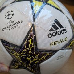 新品サッカーボール3個＋ボールケース＋空気入れの画像