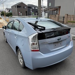 トヨタ　プリウス S グレードの画像