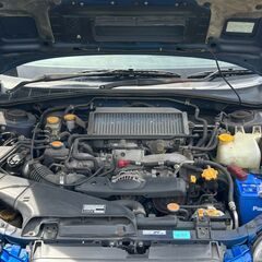 ローンは毎月12,400円～　インプレッサＷＲＸ　ＷＲ－リミテッド２００４　アプライドモデルＥ　純正５速ＭＴ　アペックスマフラー　大型リアスポイラー　純正専用アルカンターラバケットシート　ターボタイマー　ＥＴＣ　キーレスエントリー　タイミングベルト交換済みの画像