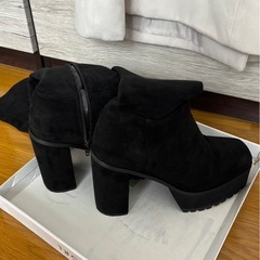 GRL美品コートとロングブーツです。の画像
