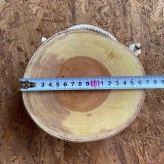 キャンプ用品 バトニング台の画像