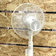 【JY-194】お買得！2017年製 IRIS OHYAMA アイリスオーヤマ リモコン式扇風機 LFD-304L ホワイトの画像