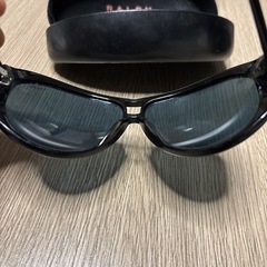 ラルフローレン黒サングラスケース有の画像