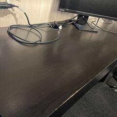 IKEA　作業デスクの画像
