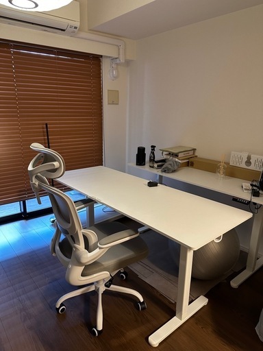 【破格でお譲り】デスクとオフィスチェアセット