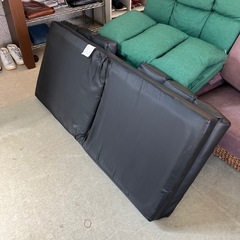 M2509-214 DCM ゆったりごろ寝座椅子 F-ZE01 ソファベッド  背面14段階 リクライニング ブラック キズ汚れ有り の画像