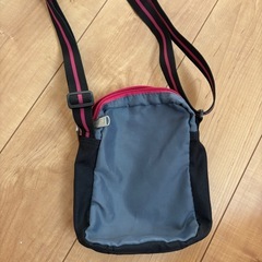 【adidas】ショルダーバッグの画像