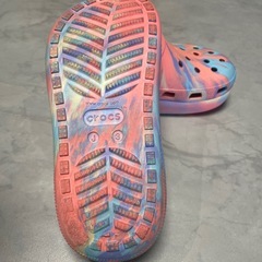 crocs クロックス サンダル 21センチ　キッズ マーブル厚底 の画像