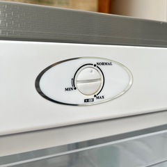 《売約済》【武蔵小山店】　A-Stage AFR-60L01SL Grand Line 冷凍庫 フリーザー 1ドア冷凍庫 小型冷凍庫 ストッカー 上開き冷凍庫 サブ冷凍庫 家庭用冷凍庫 ノンフロン R600a スリム 冷凍ストッカー Freezer Mini Freezer Compact Freezer Single Door リユース リサイクル 20年製の画像