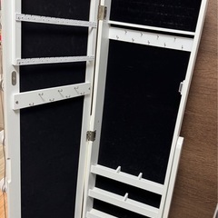 アクセサリー収納ミラー SOFIA ニトリ ライト付き　の画像