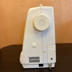SINGER ミシン　fit line 6700
の画像