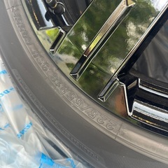 デリカd5シャモニー純正タイヤホイール新車外しの画像