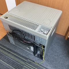 Domestic ポータブル冷蔵庫 3WAY（AC／DC／カセットガス） イオン藻岩店近くにて直接受け渡し限定の画像