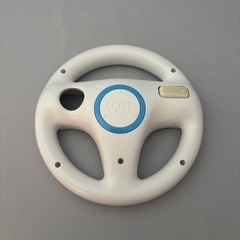 Wii本体　ソフト5本　ハンドル付の画像