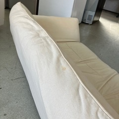 K2509-217 2人掛け リクライニング ローソファ オフホワイト 汚れ　使用感有りの画像
