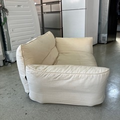K2509-217 2人掛け リクライニング ローソファ オフホワイト 汚れ　使用感有りの画像
