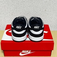 NIKE DUNK LOW パンダ　子供  12cmの画像