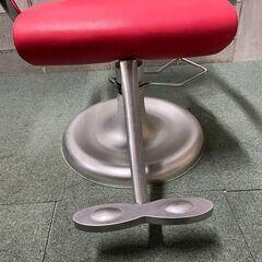 スタイリングチェア セット椅子 ピンク 美容院 回転 昇降 店舗 理容室 ヘアカット 幅61cm×奥行81cm～96cm×高さ46cm～61cm の画像